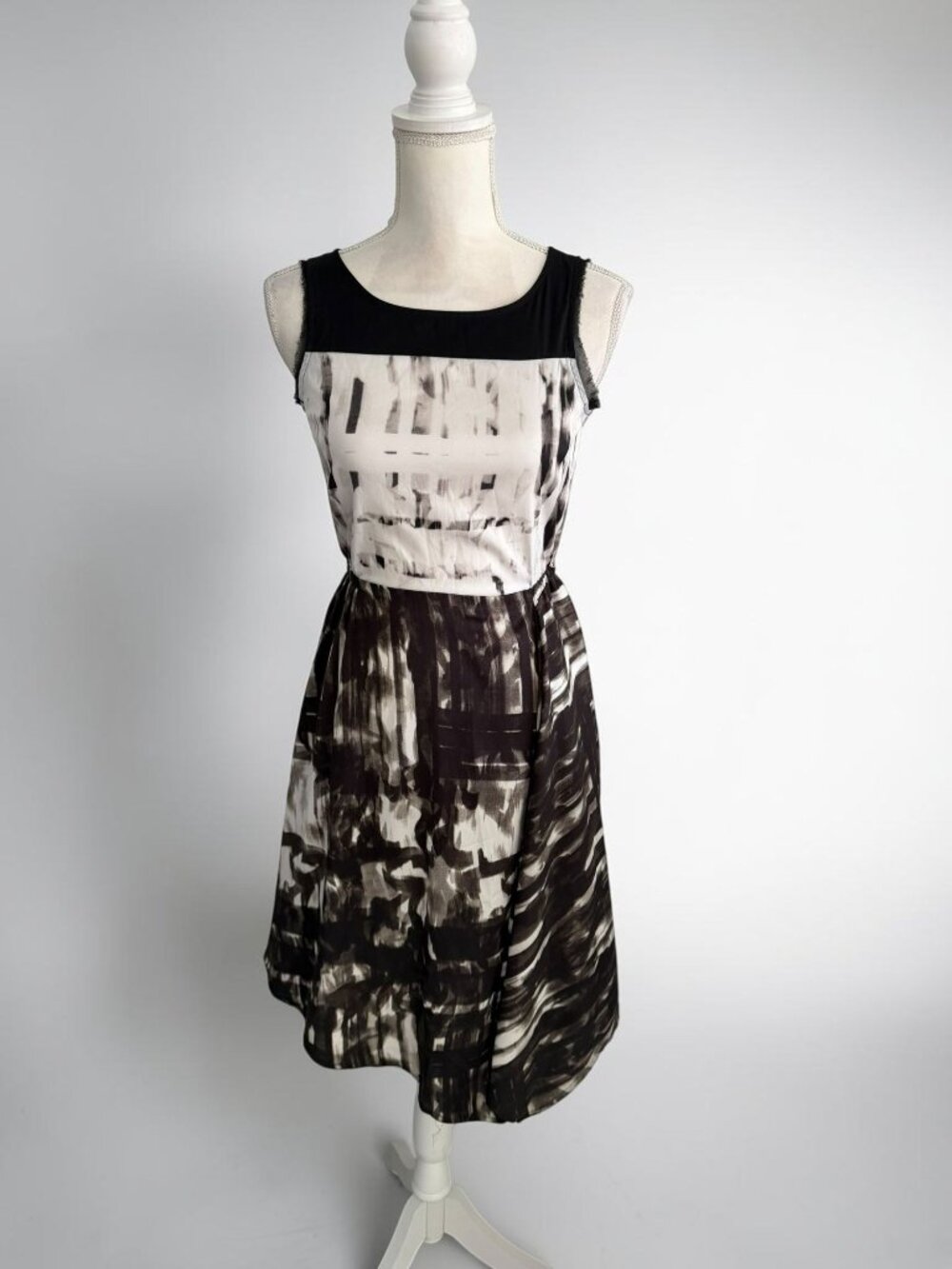 SIMPLY VERA WANG Black White A Line Dress Size XS